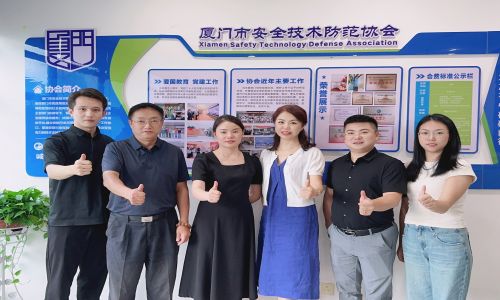 宇航工業(yè)交換機赴廈門安防協(xié)會、羅普特集團參觀交流！
