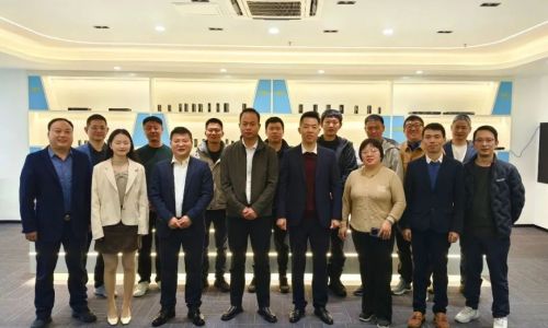 宇航工業(yè)交換機(jī)2024第四季度會(huì)成功召開(kāi)！共謀發(fā)展，迎接2025新篇章！